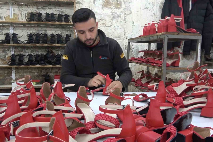 Türkiye´de ikinci sırada, günde 30 bin çift ayakkabı üretiliyor
