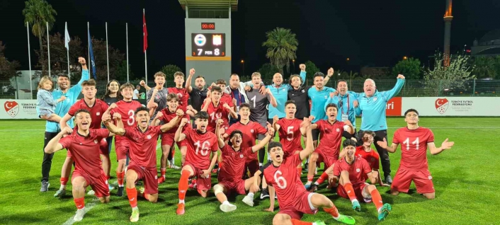 U17 Elit A Ligi´nde şampiyon Sivasspor
