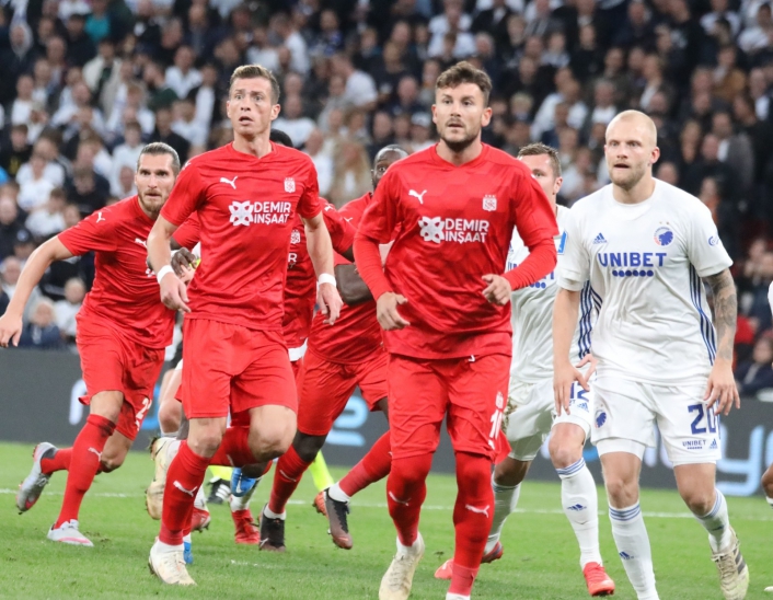 UEFA Avrupa Konferans Ligi: Kopenhag: 5 - Sivasspor: 0 (Maç sonucu)
