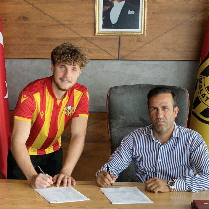 Yeni Malatyaspor, Arda Hilmi Şengül ile 3 yıllık sözleşme imzaladı
