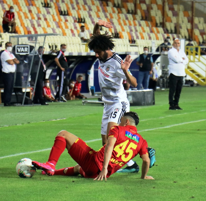 Yeni Malatyaspor bir sezonda 4 kırmızı kart gördü
