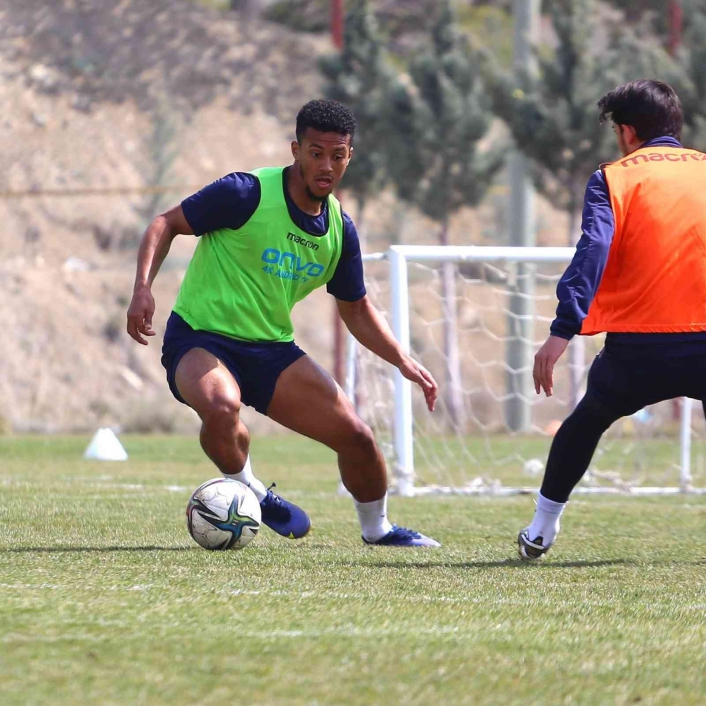 Yeni Malatyaspor´da Başakşehir maçı hazırlıkları sürüyor
