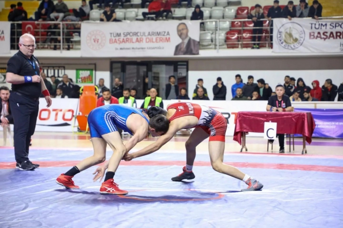 Yıldızlar Serbest Güreş Türkiye Şampiyonası sona erdi
