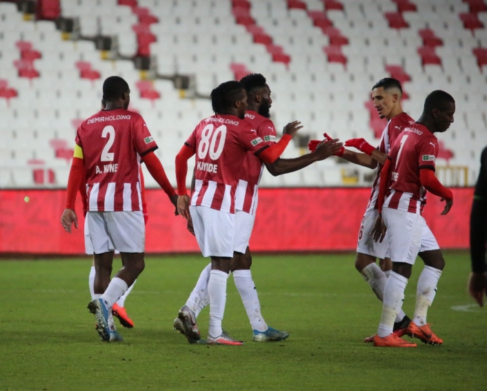 Ziraat Türkiye Kupası: Sivasspor: 1 - Giresunspor: 0  (Maç sonucu)
